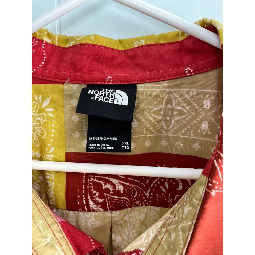The North Face Mens XXL Bandana Patchwork Button Down Shirt Red Yellow Short Slv